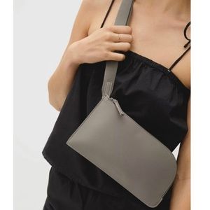 Everlane Italian Leather Sling in Gray